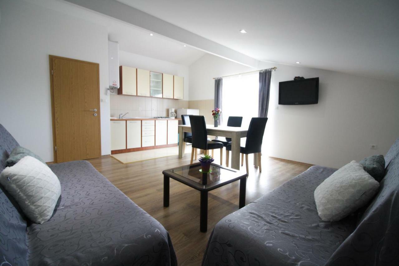 Sebi Apartment 300 M From Beach Rovinj Dış mekan fotoğraf